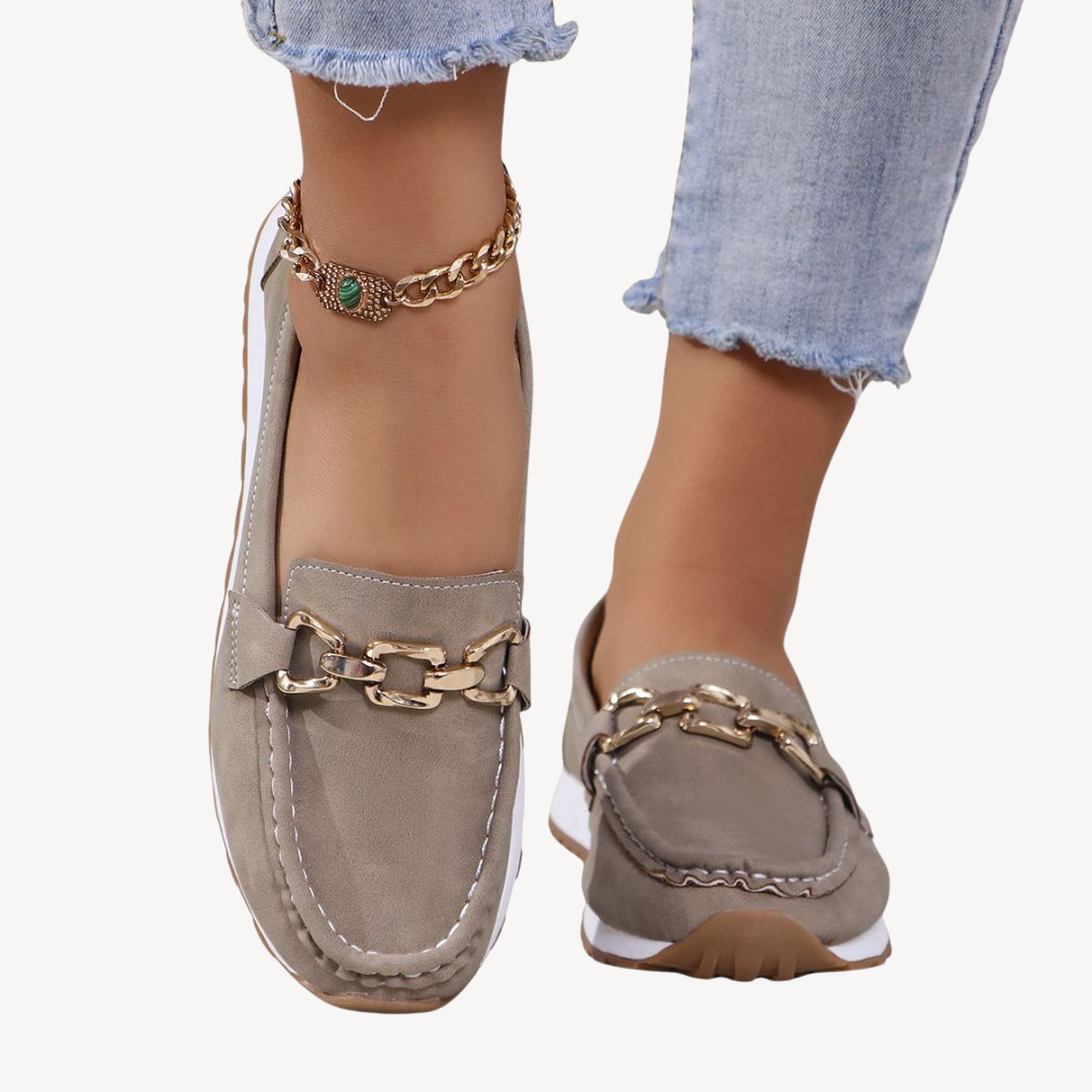 Scarpe ortopediche da donna con catena