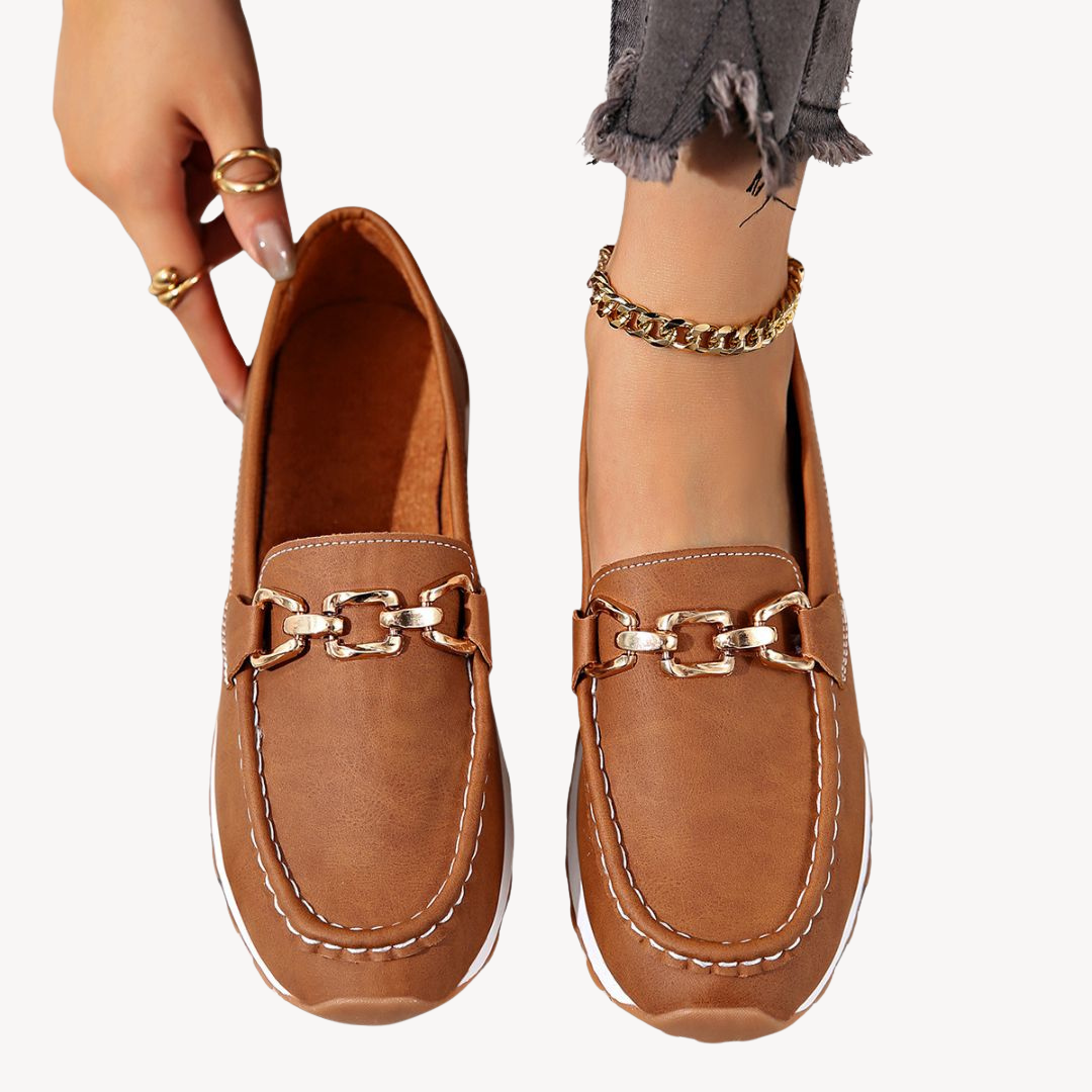 Scarpe ortopediche da donna con catena